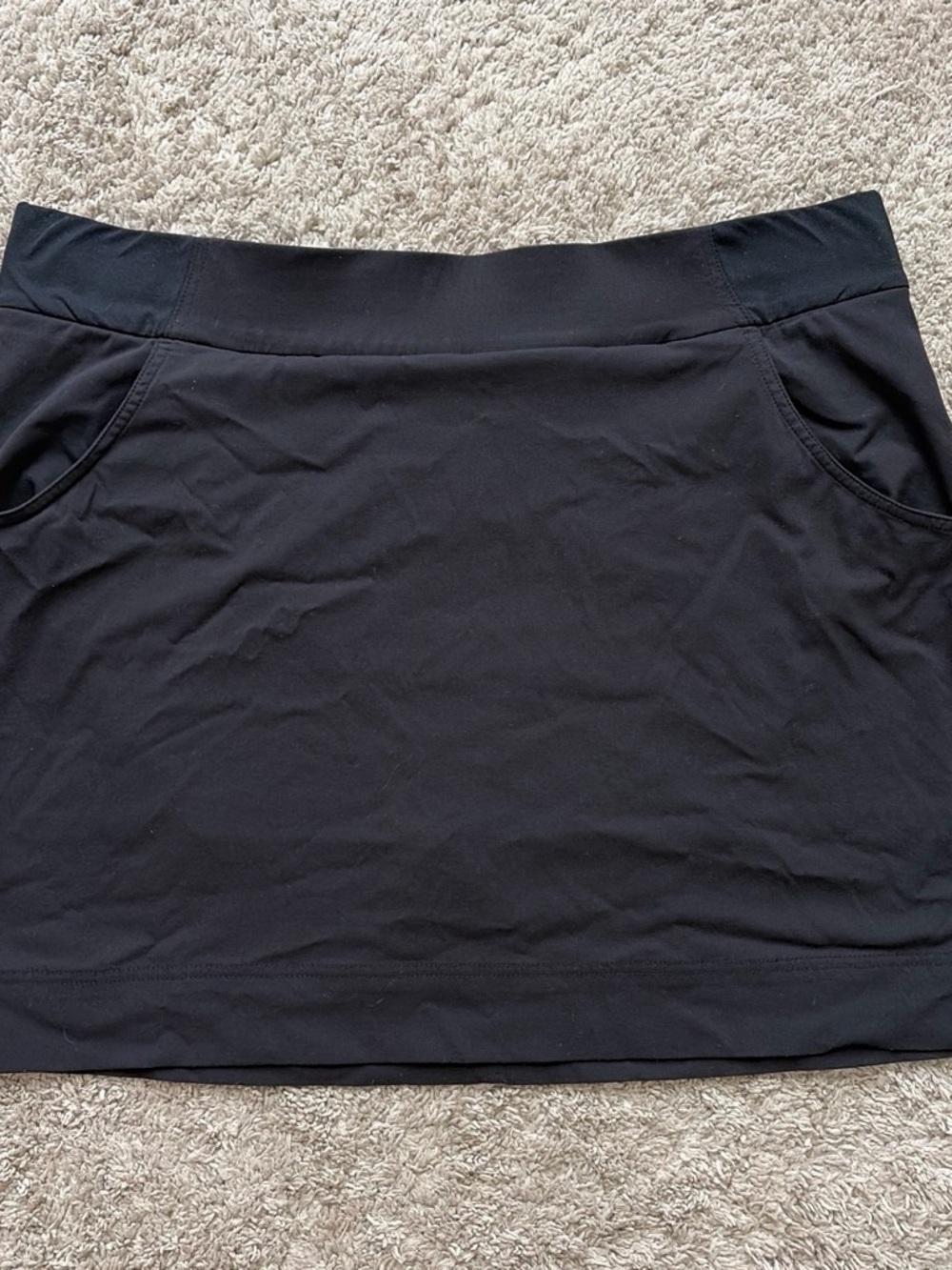 1x Columbia Black Women's Active Skort with Pockets